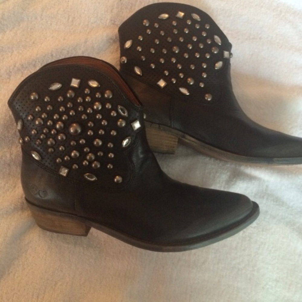 Lucky brand boots. Black with studs.
